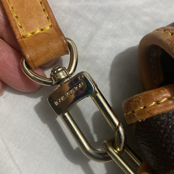 Authentic Louis Vuitton Monogram Sologne Bag from 2007 - Picture 10 of 11